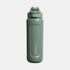 Stanley Wellspring Bottle, 700 ml (24oz)- Hammertone Green